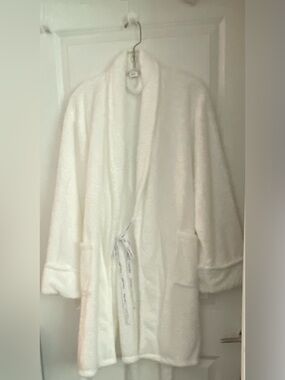 Calvin Klein Plush White Spa Robe